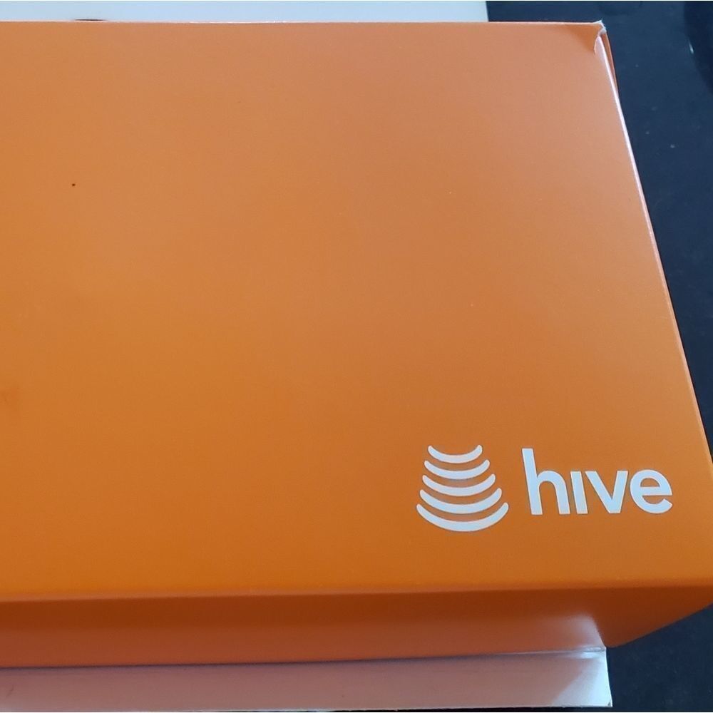 Hive Active Light Starter Pack. New - Picture 4 of 4